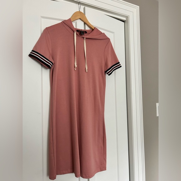 Pool coverup / pullover dress with hood - Picture 1 of 3